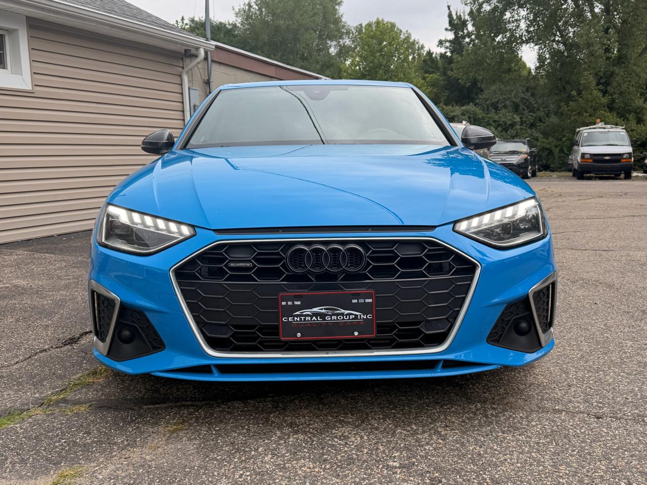 Audi A4 Sedan Premium Plus 45 TFSI quattro 2020