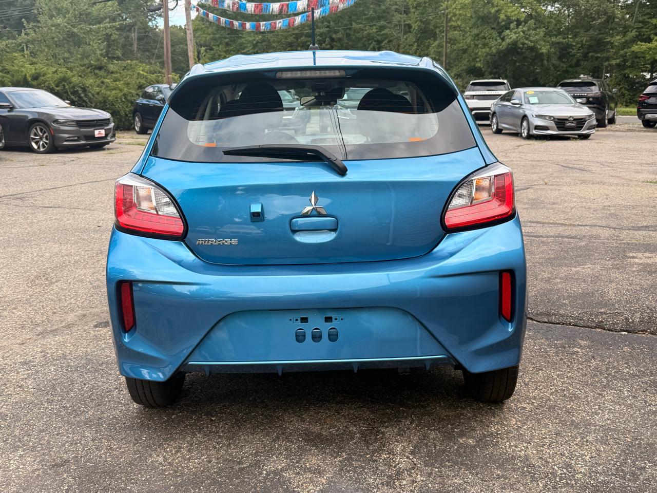 Mitsubishi Mirage ES CVT 2024