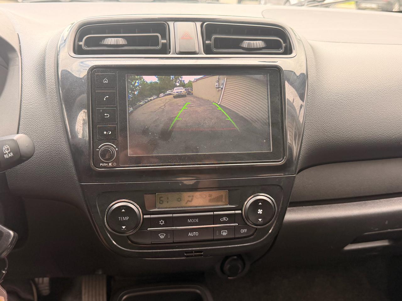 Mitsubishi Mirage ES CVT 2024