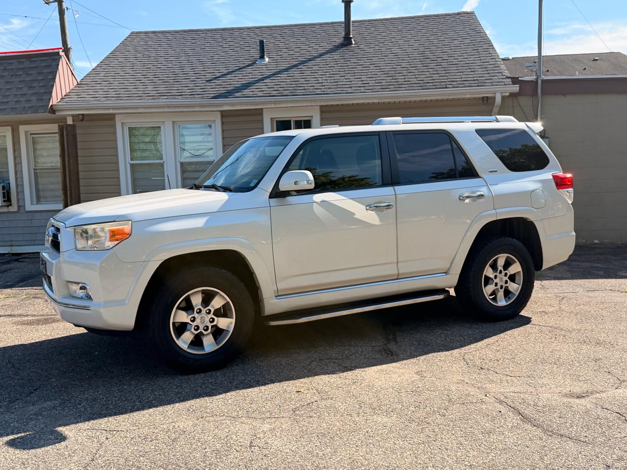 Toyota 4Runner 4WD 4dr V6 Limited (Natl) 2013