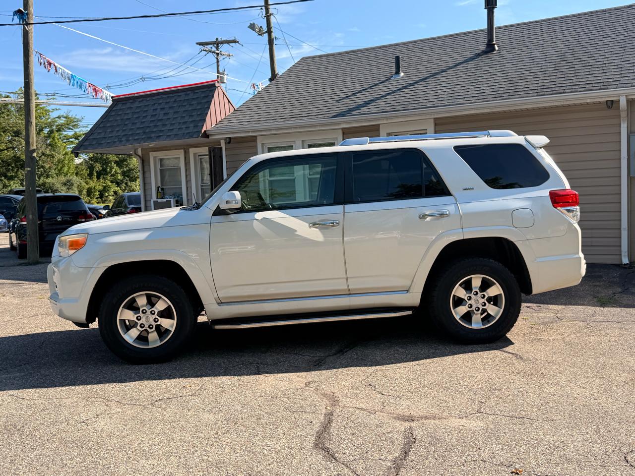 Toyota 4Runner 4WD 4dr V6 Limited (Natl) 2013