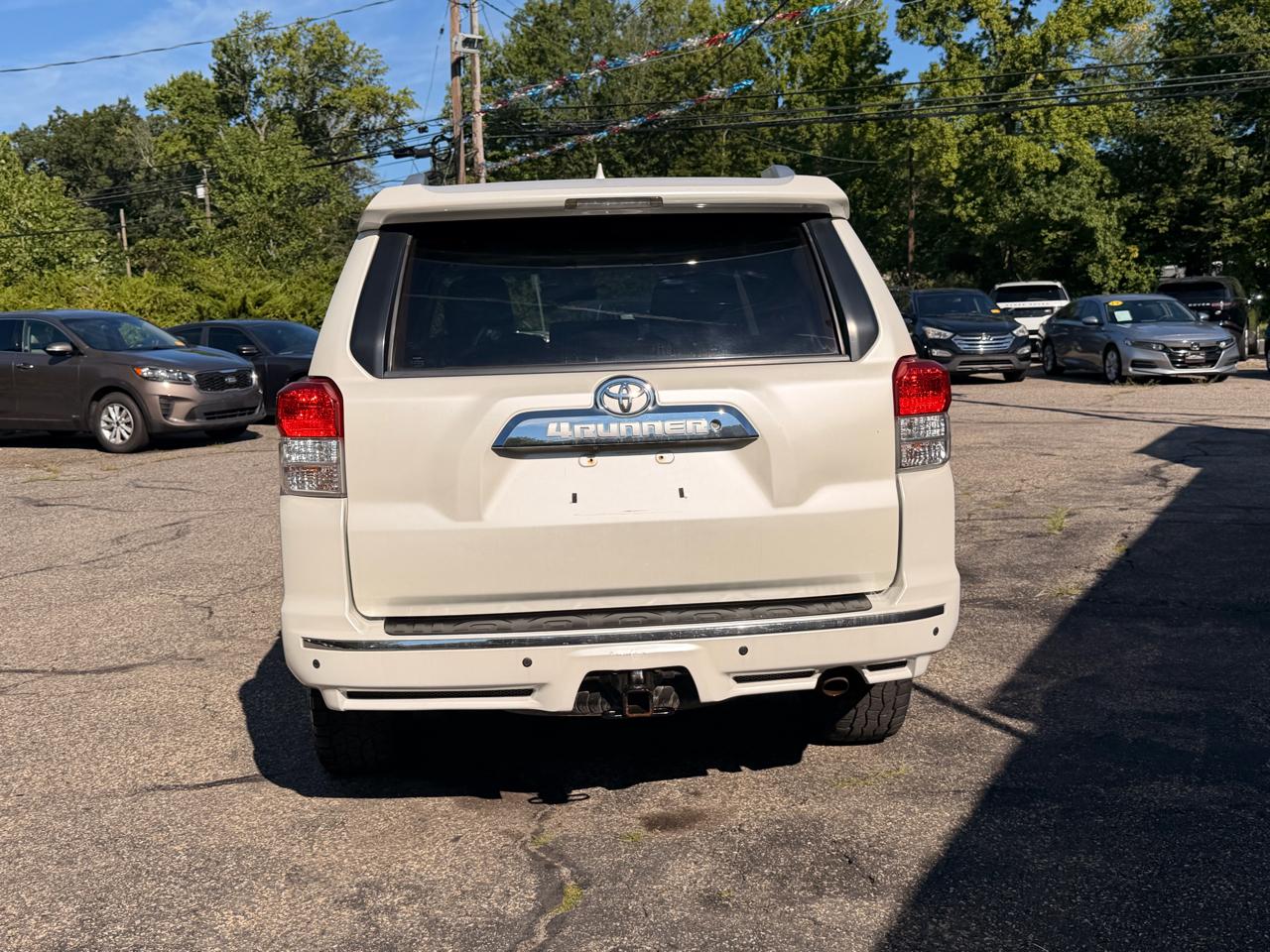 Toyota 4Runner 4WD 4dr V6 Limited (Natl) 2013