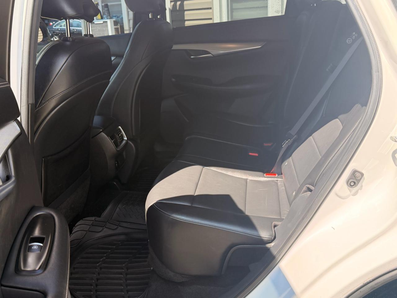 Infiniti QX50 LUXE AWD 2020