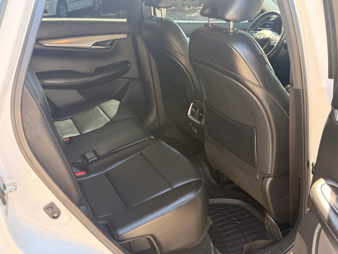 Infiniti QX50 LUXE AWD 2020