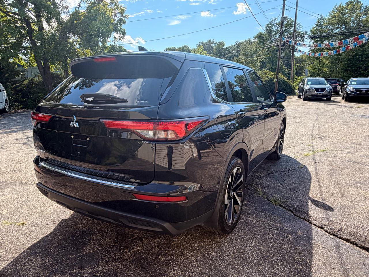 Mitsubishi Outlander ES S-AWC 2022