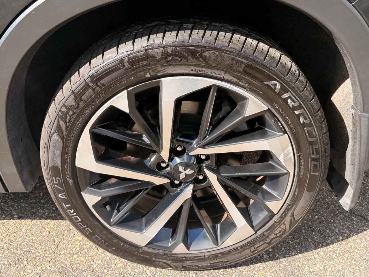 Mitsubishi Outlander ES S-AWC 2022