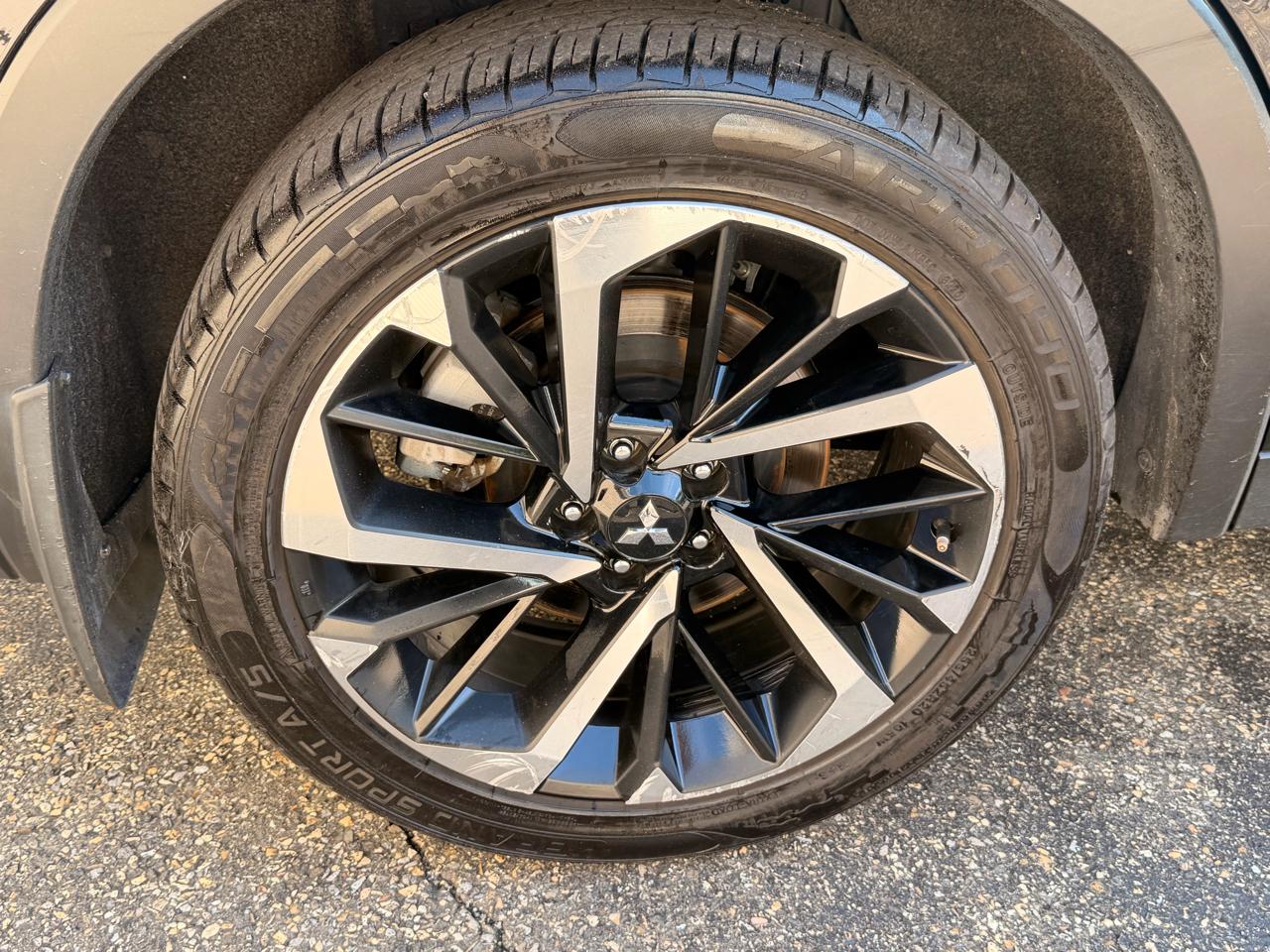 Mitsubishi Outlander ES S-AWC 2022