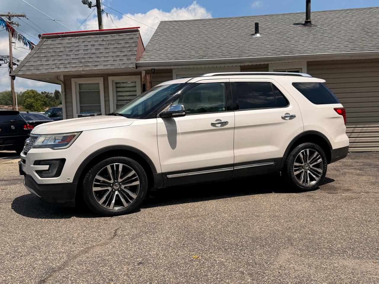 Ford Explorer 4WD 4dr Platinum 2016