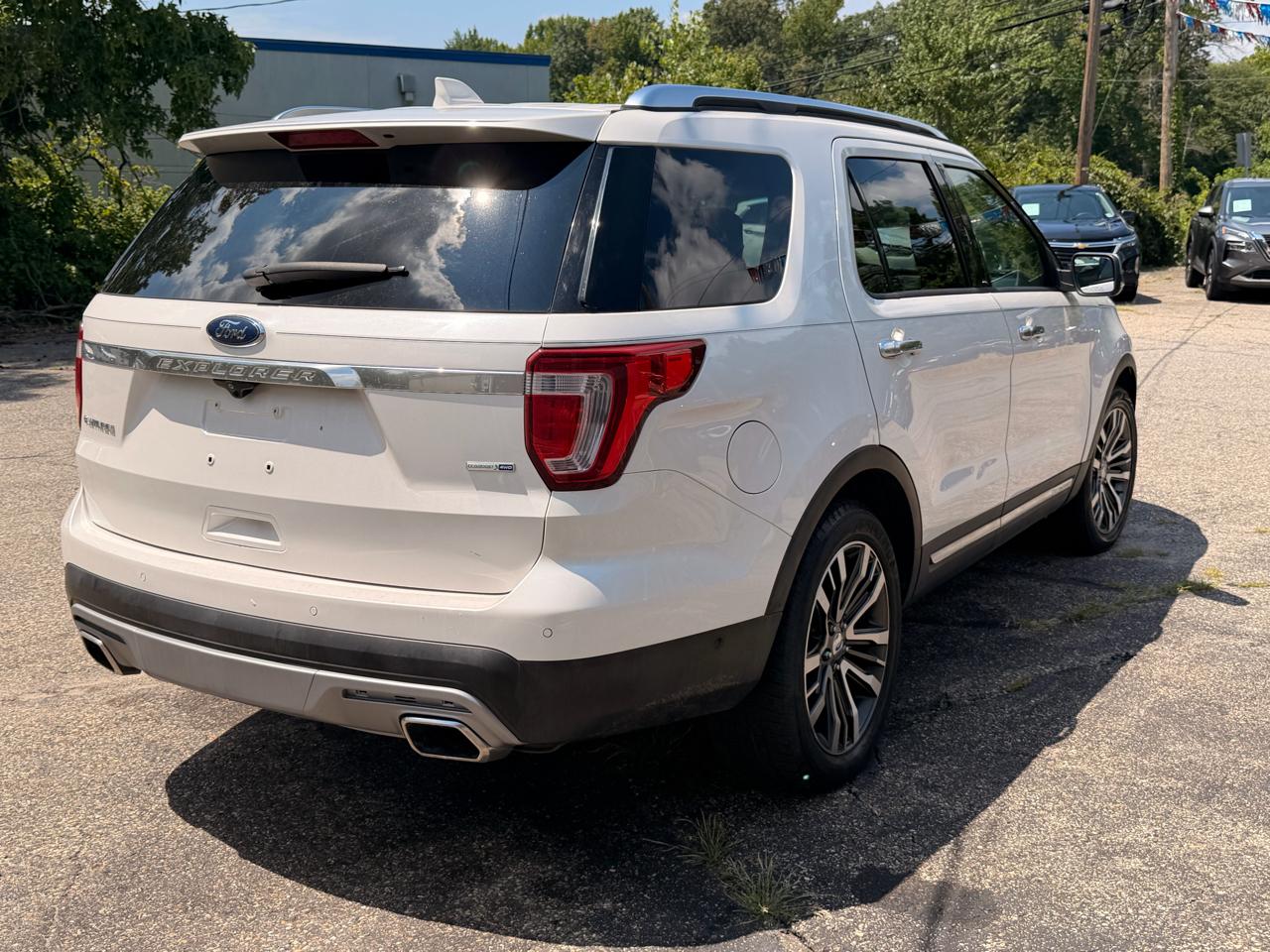 Ford Explorer 4WD 4dr Platinum 2016