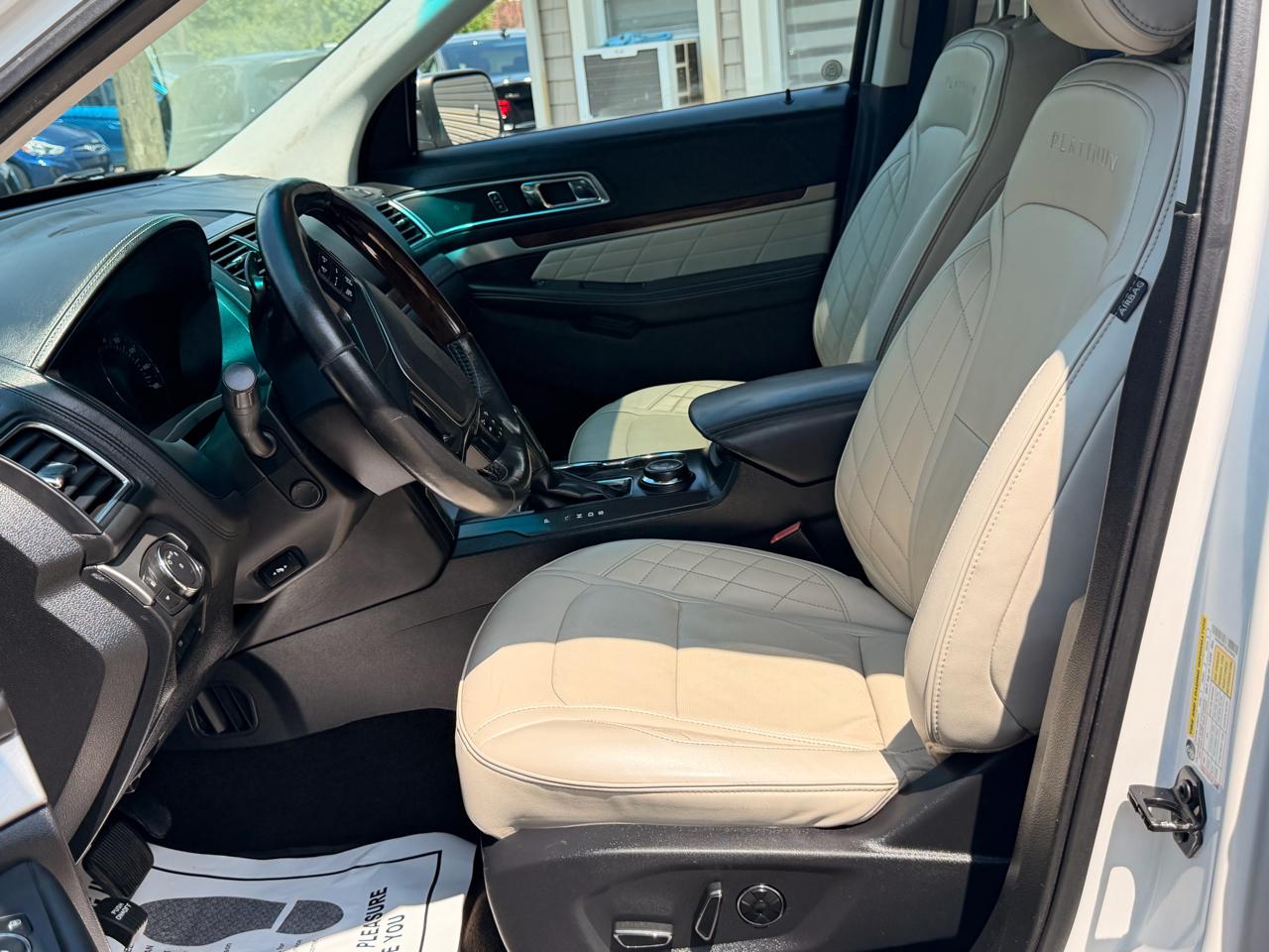 Ford Explorer 4WD 4dr Platinum 2016