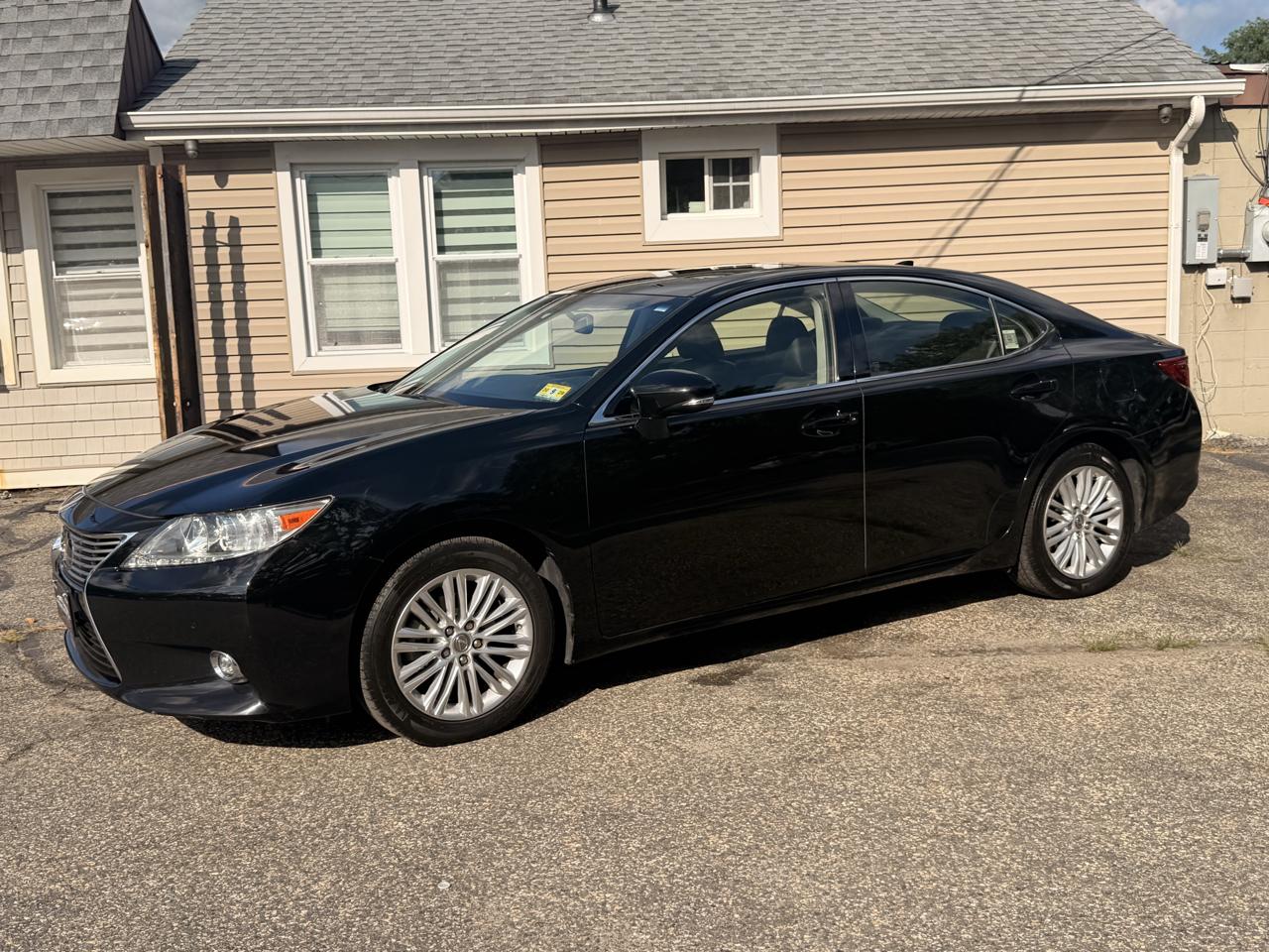 Lexus ES 350 4dr Sdn 2015