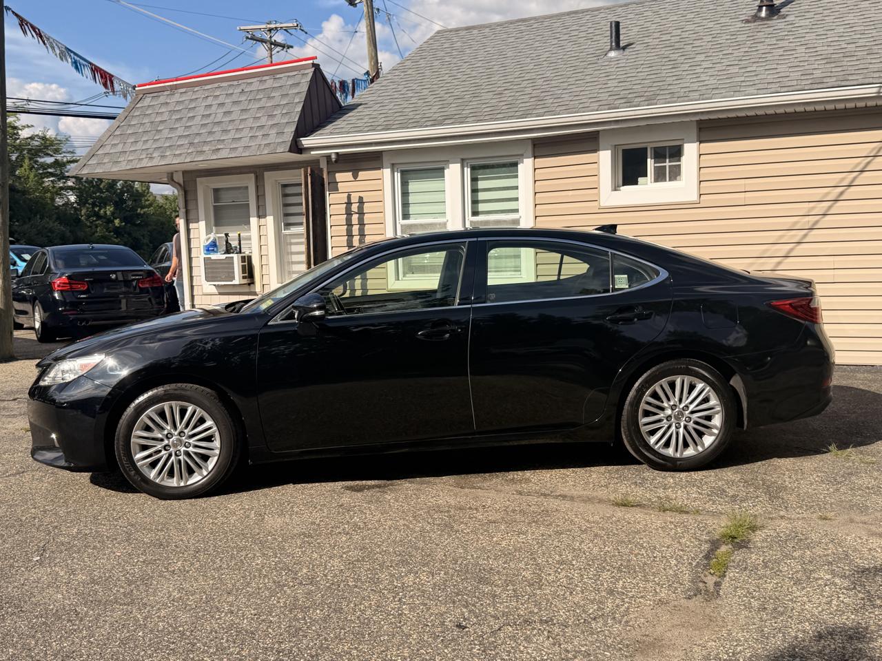 Lexus ES 350 4dr Sdn 2015