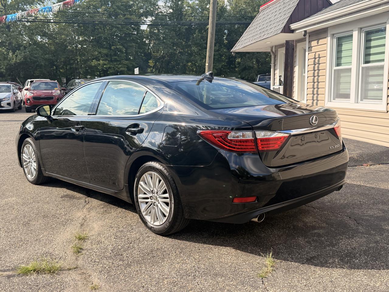 Lexus ES 350 4dr Sdn 2015