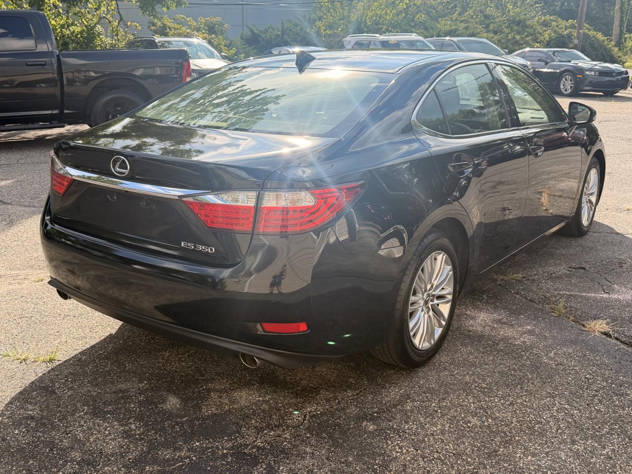 Lexus ES 350 4dr Sdn 2015