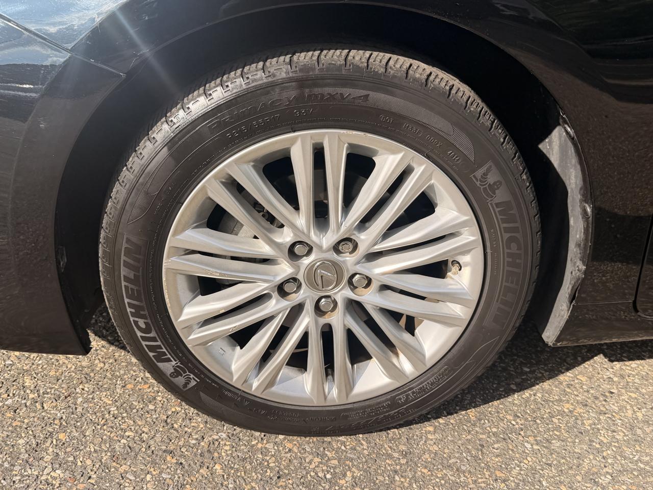 Lexus ES 350 4dr Sdn 2015