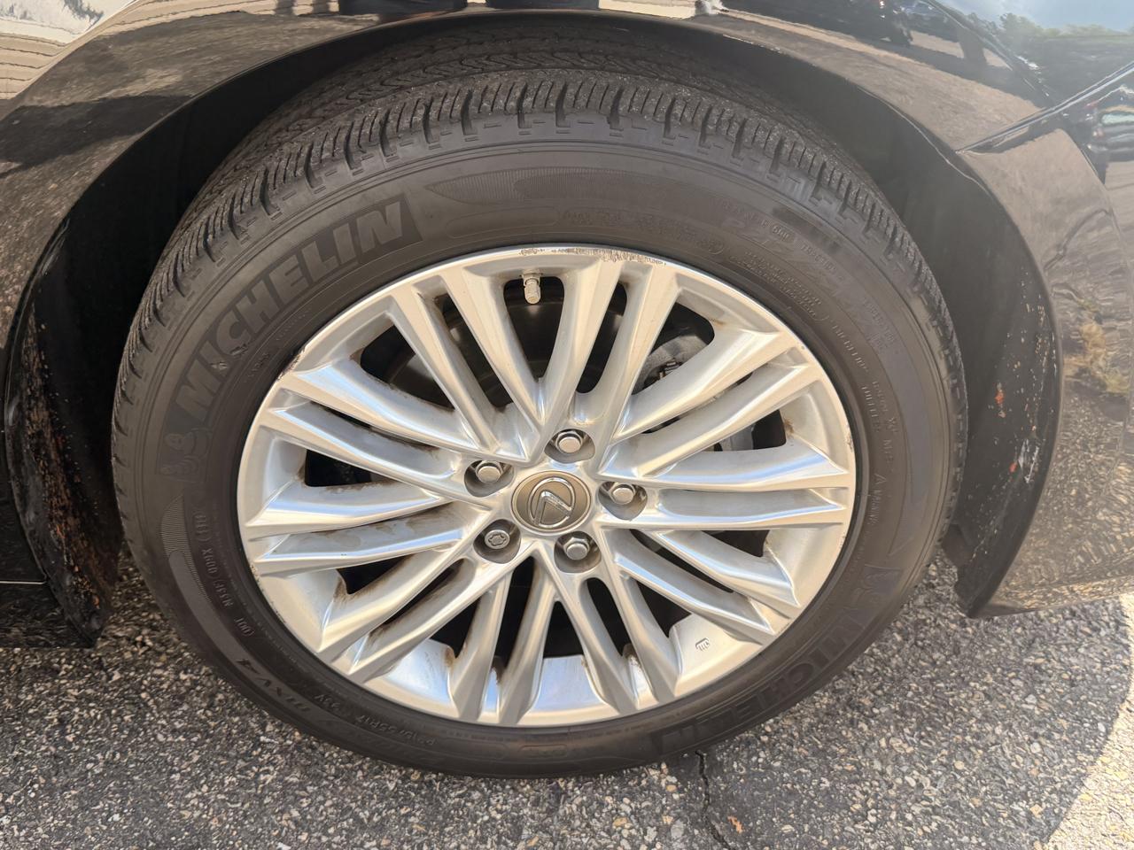 Lexus ES 350 4dr Sdn 2015