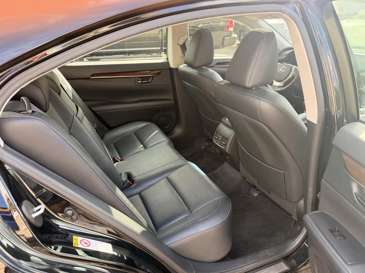 Lexus ES 350 4dr Sdn 2015