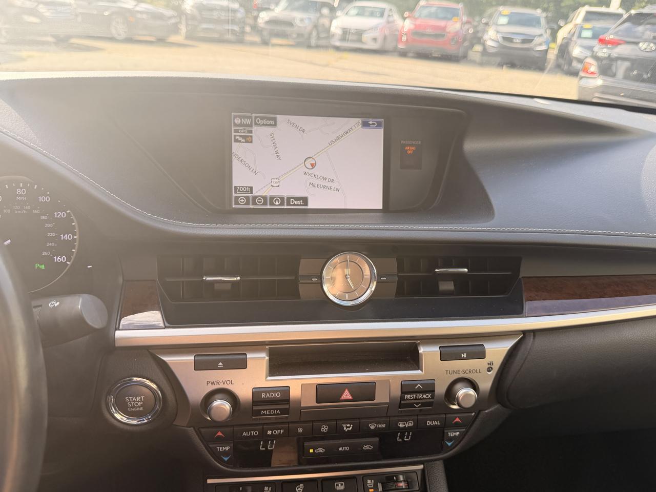 Lexus ES 350 4dr Sdn 2015