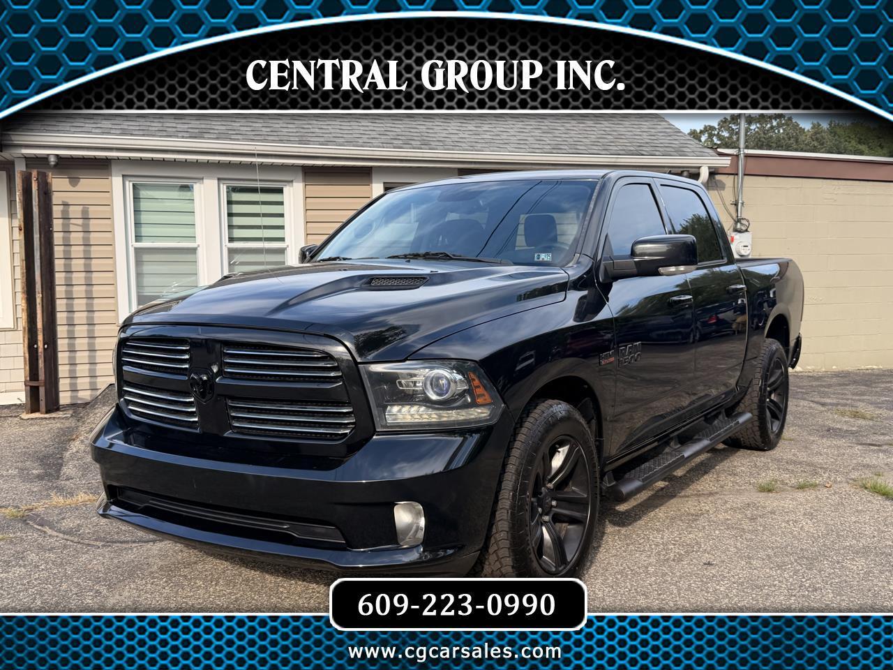 RAM 1500 4WD Crew Cab 140.5" Sport 2016