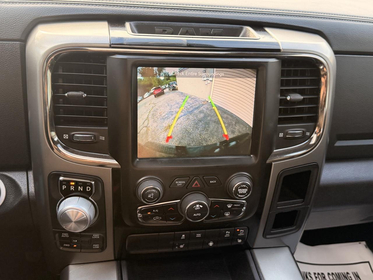 RAM 1500 4WD Crew Cab 140.5" Sport 2016