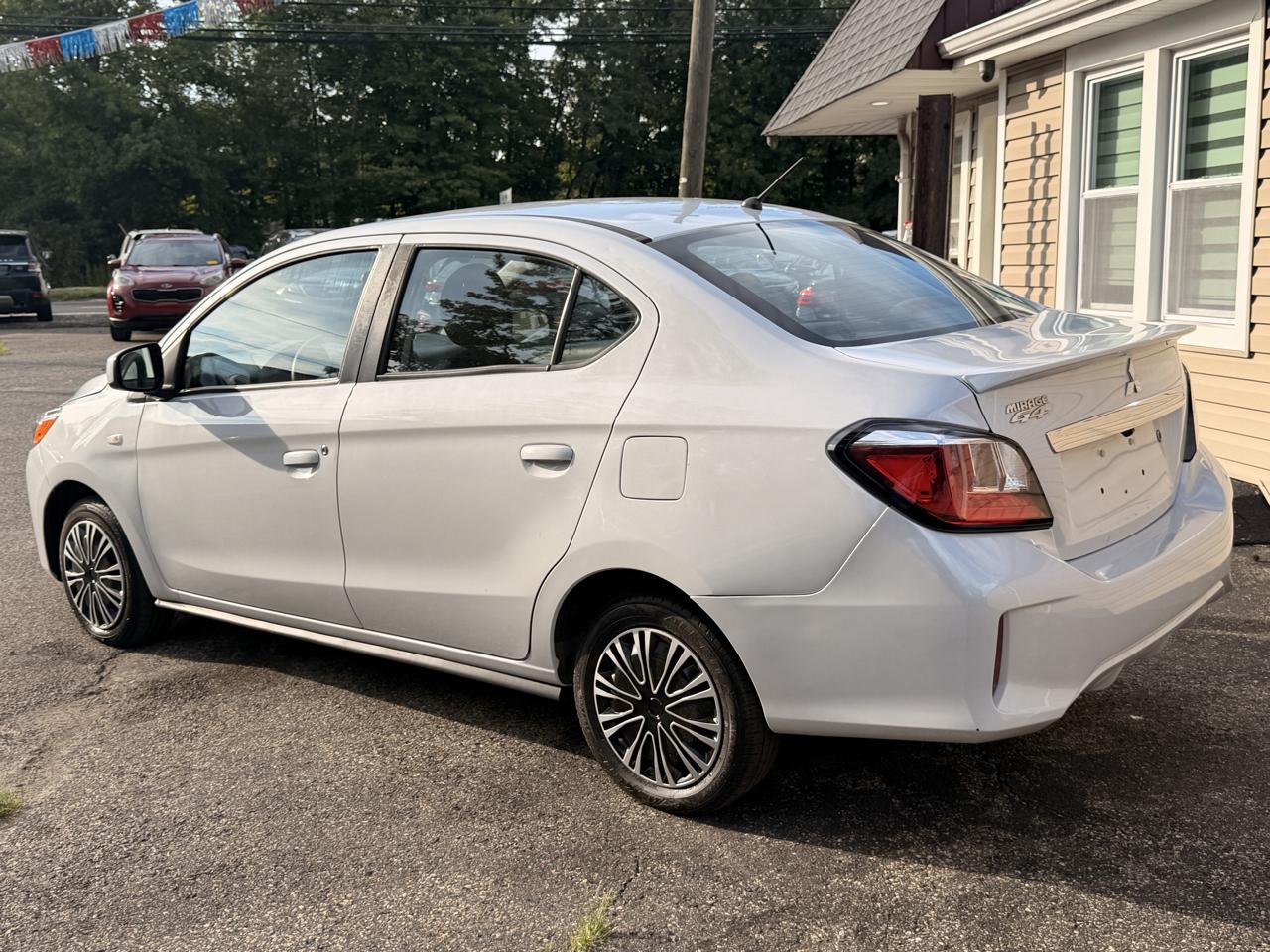 Mitsubishi Mirage G4 Black Edition CVT 2022