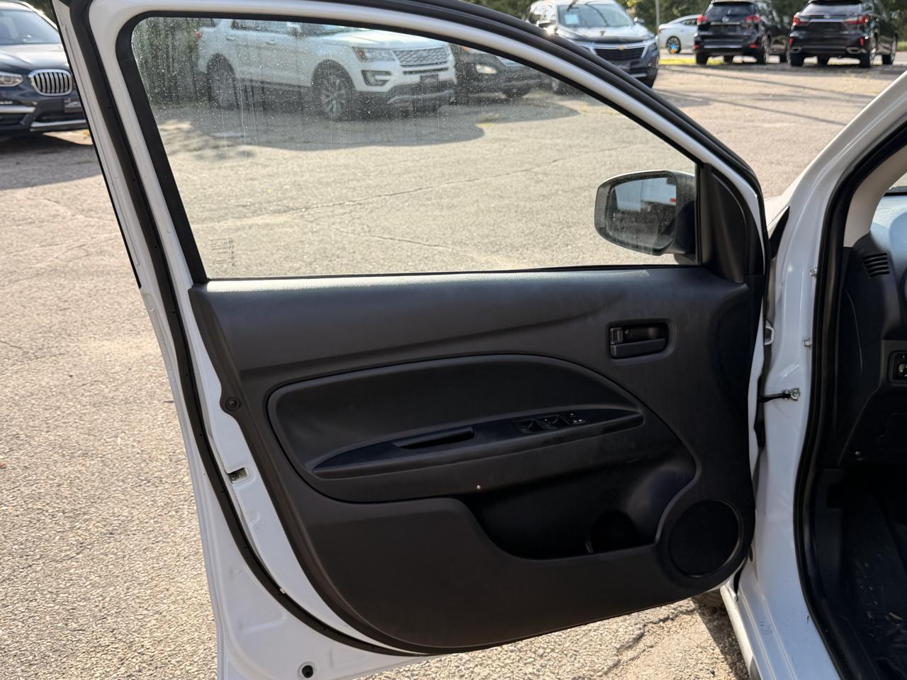 Mitsubishi Mirage G4 Black Edition CVT 2022