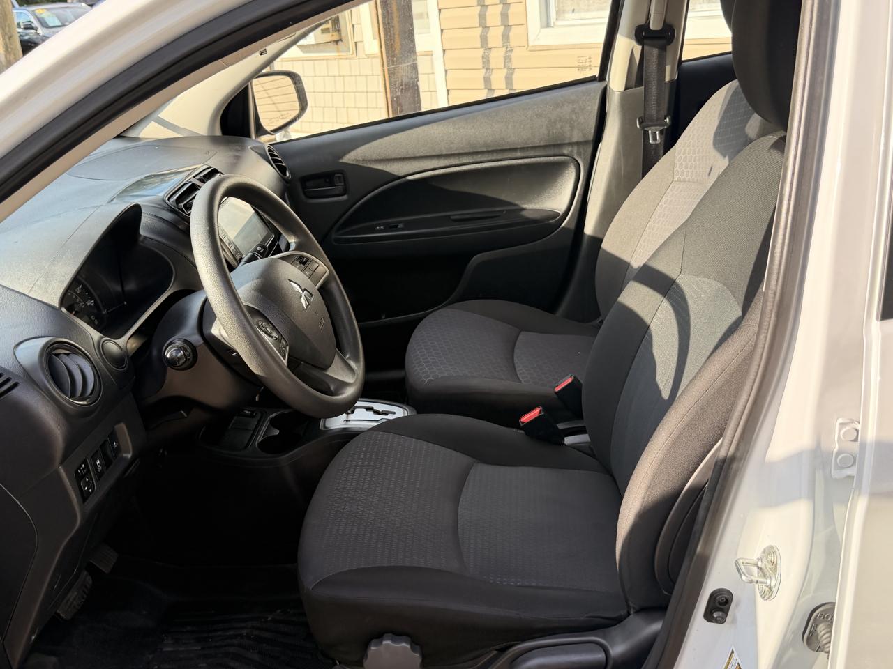 Mitsubishi Mirage G4 Black Edition CVT 2022