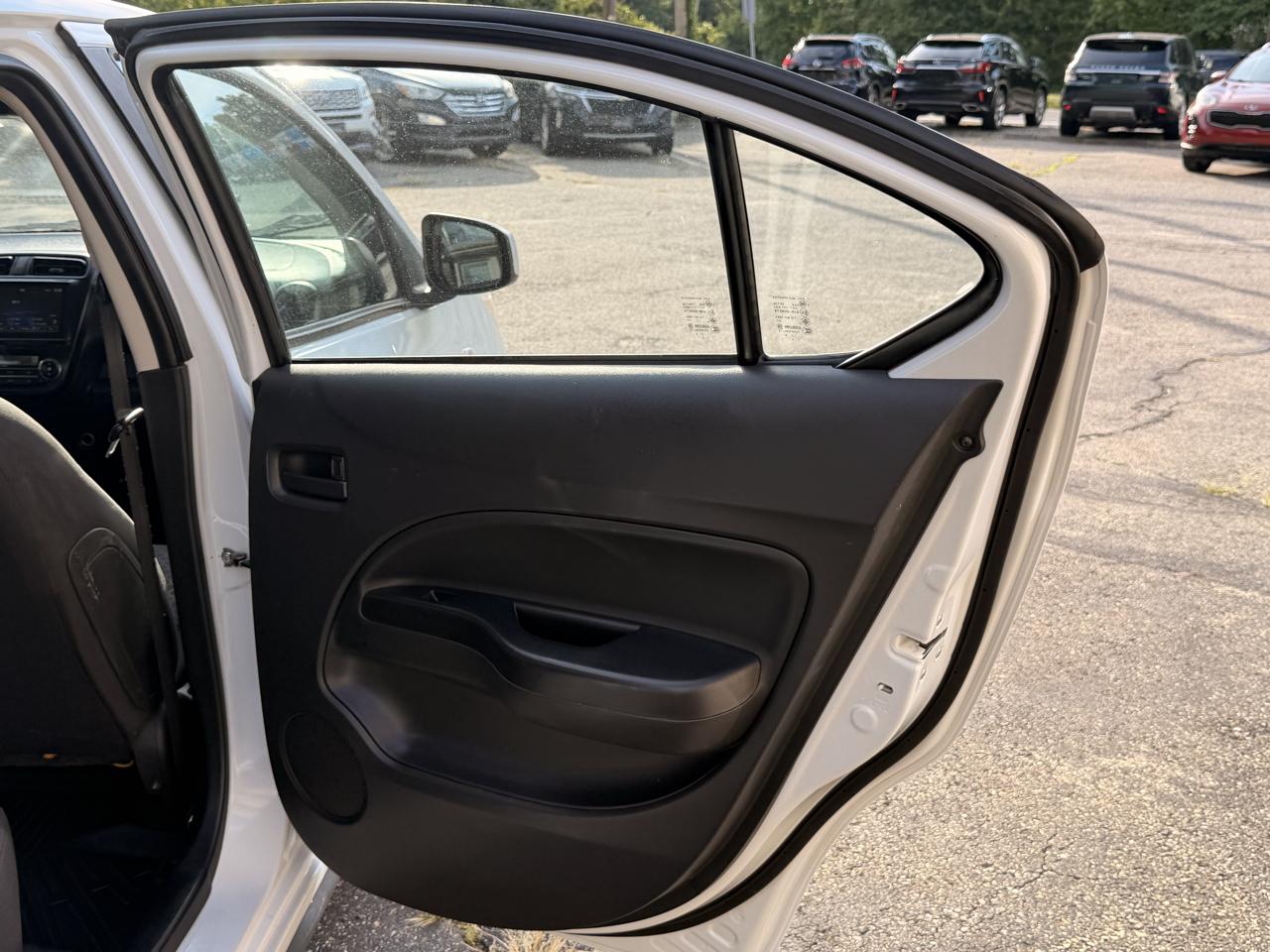 Mitsubishi Mirage G4 Black Edition CVT 2022