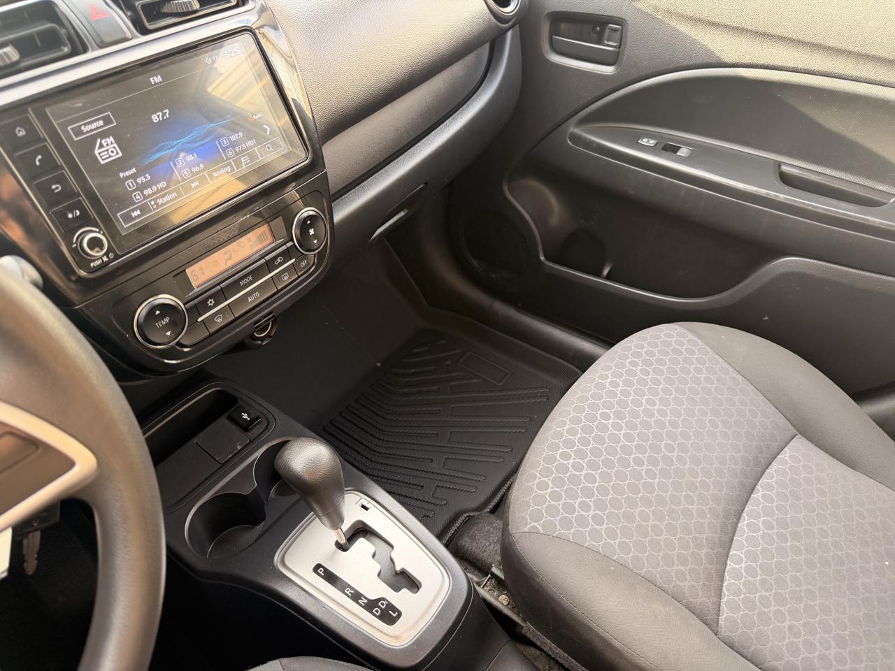 Mitsubishi Mirage G4 Black Edition CVT 2022