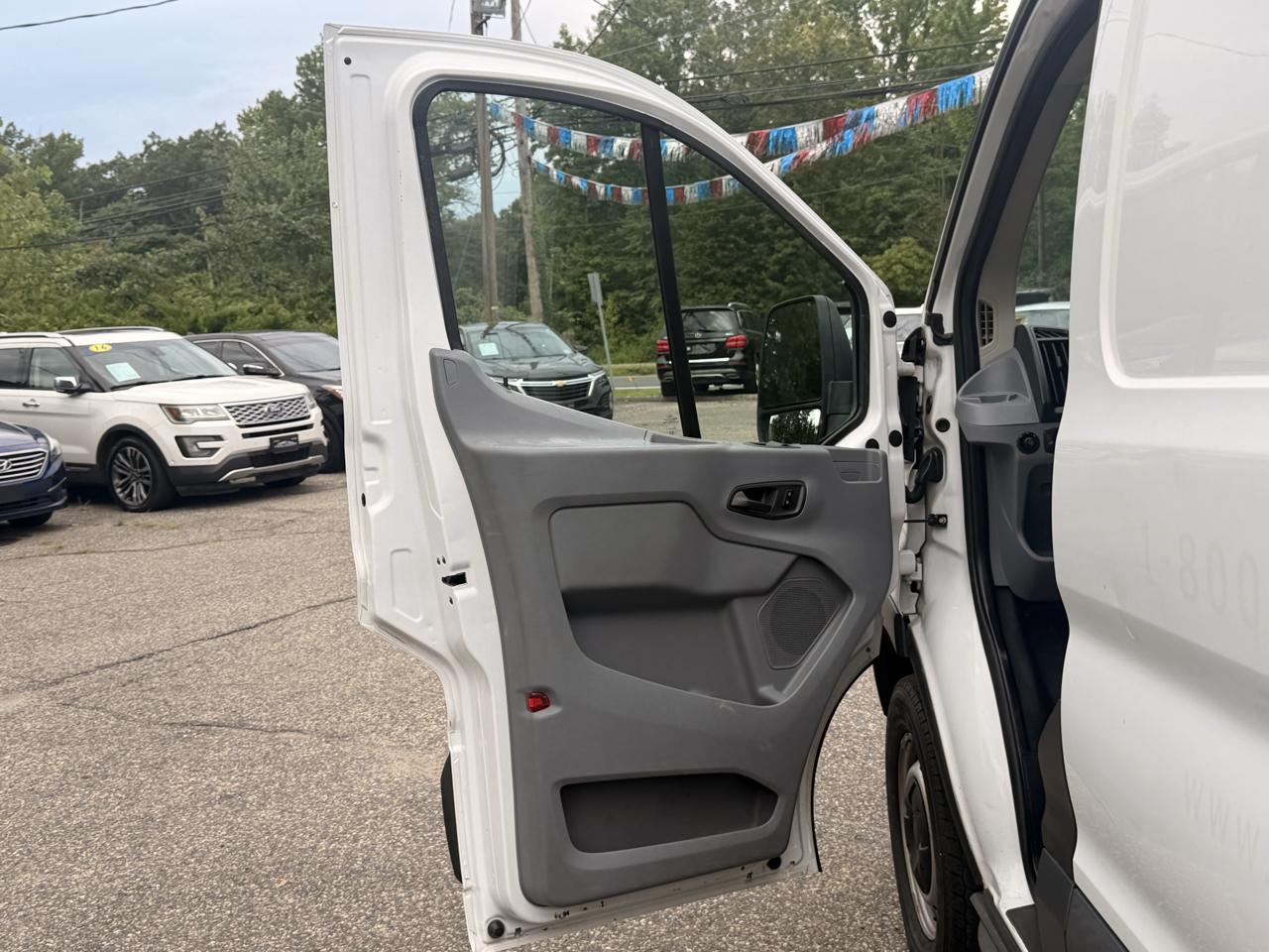 Ford Transit Cargo Van T-250 130" Low Rf 9000 GVWR Sliding RH Dr 2015