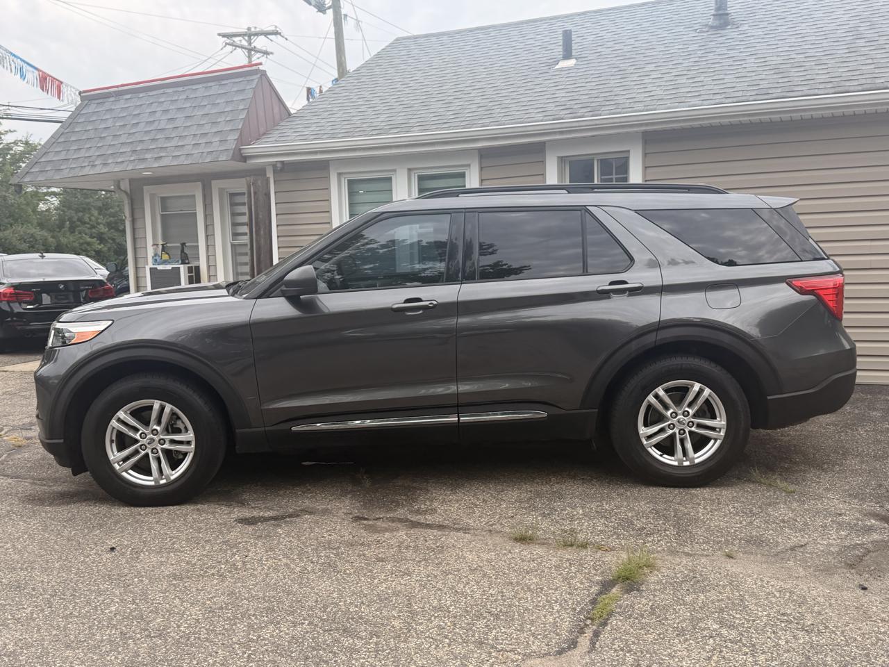 Ford Explorer 4dr XLT 4WD 2020