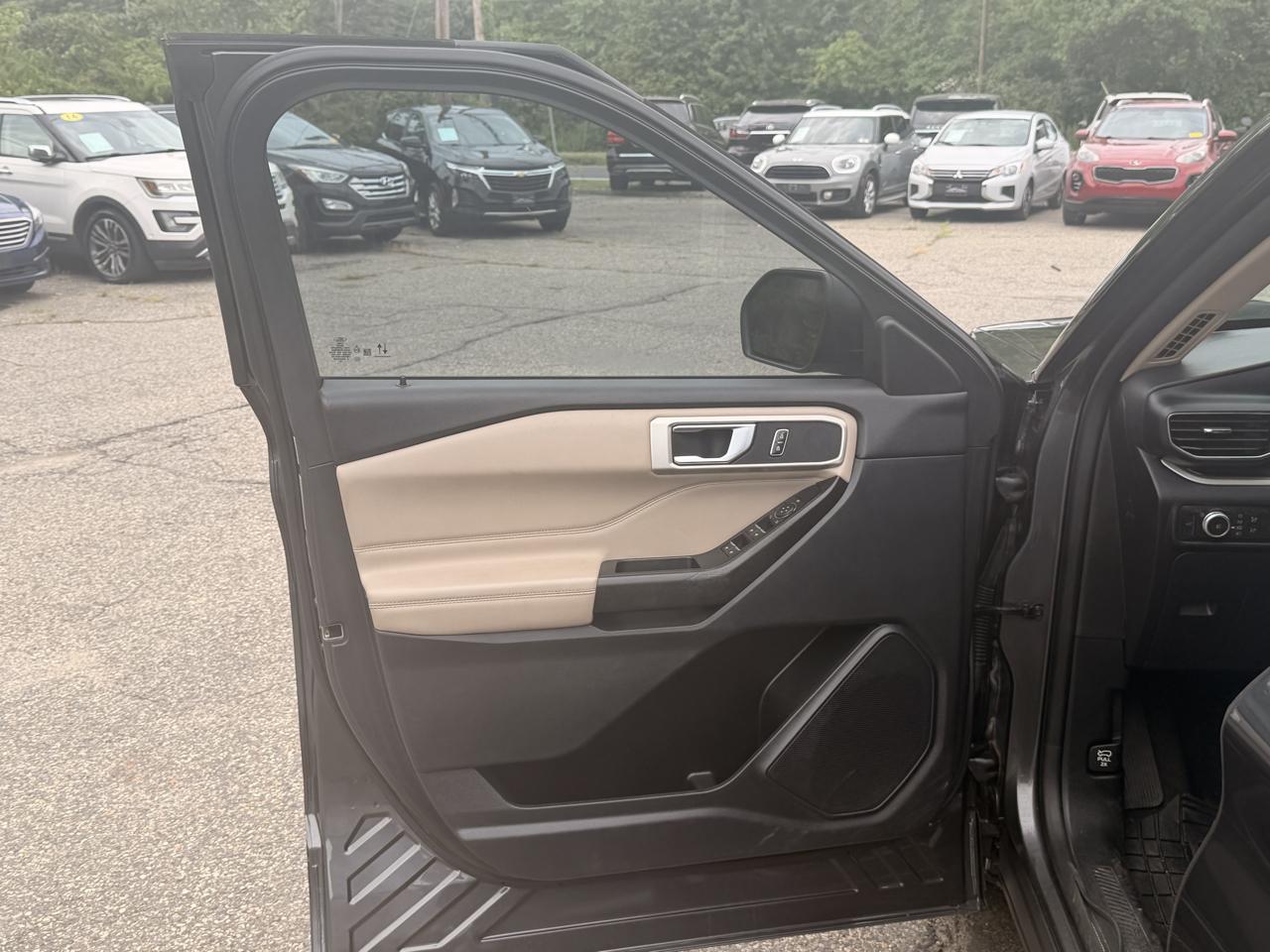 Ford Explorer 4dr XLT 4WD 2020