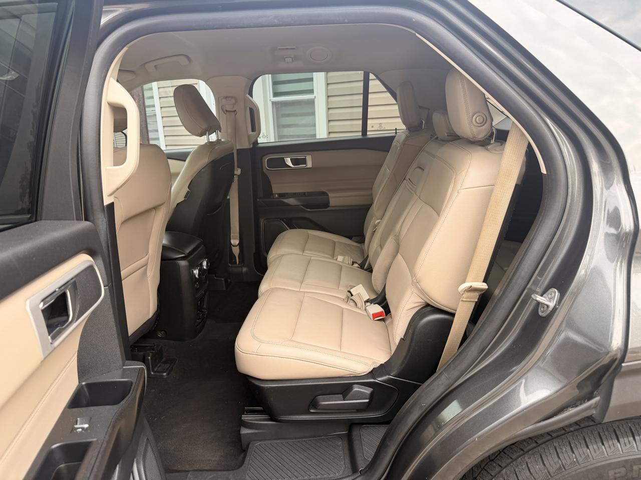 Ford Explorer 4dr XLT 4WD 2020