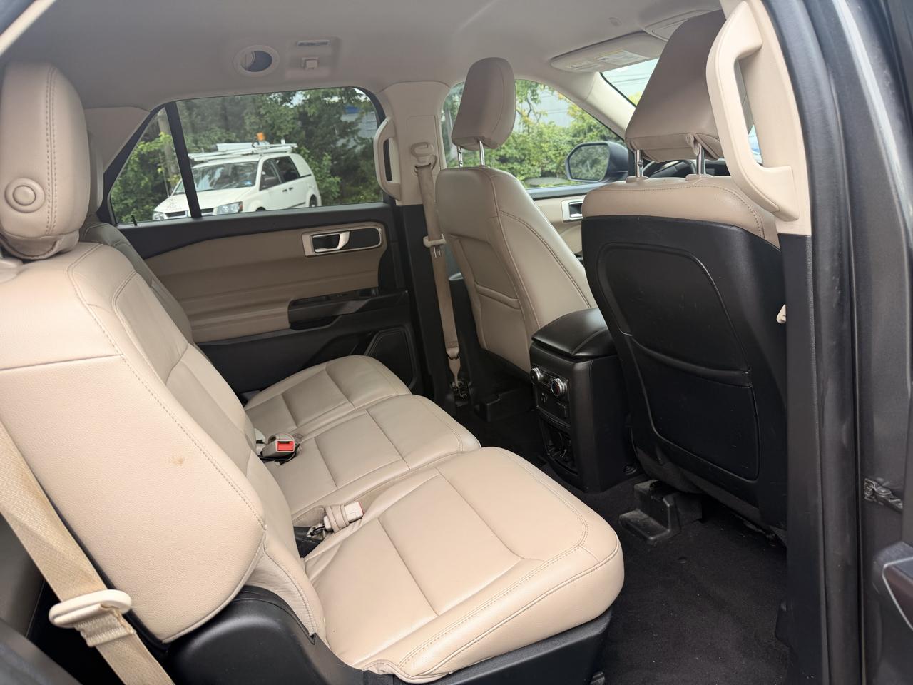 Ford Explorer 4dr XLT 4WD 2020