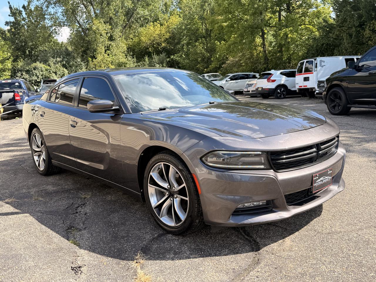 Dodge Charger 4dr Sdn SXT RWD 2015
