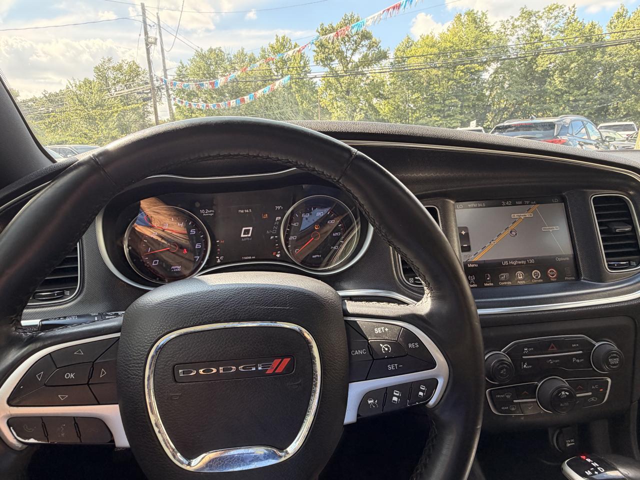 Dodge Charger 4dr Sdn SXT RWD 2015