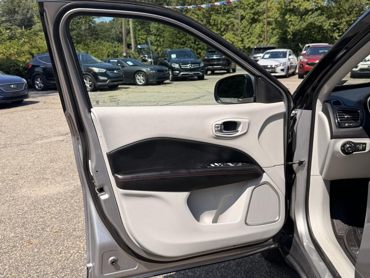 Jeep Compass Limited FWD 2019
