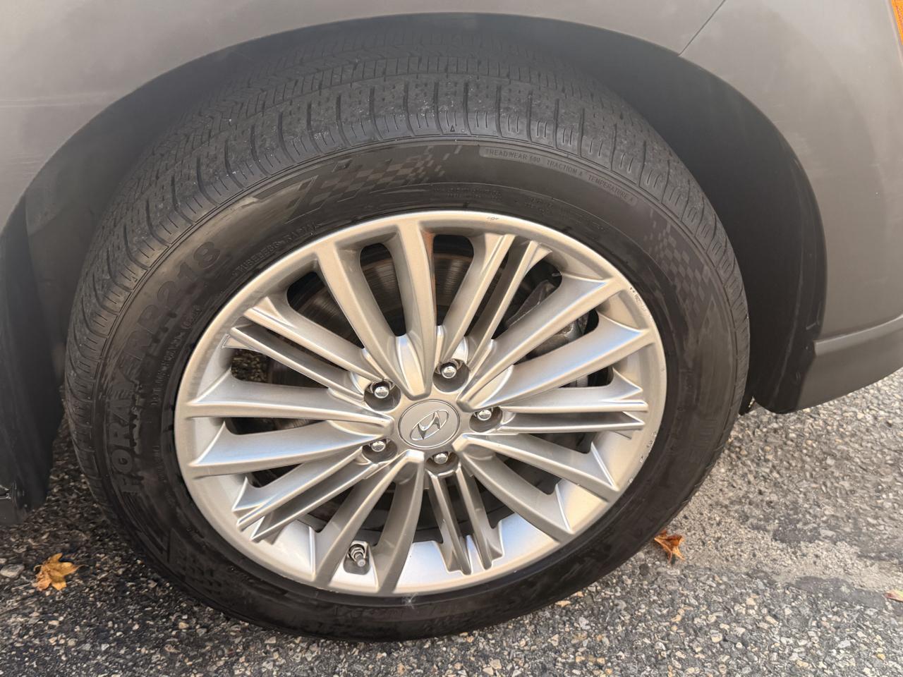 Hyundai Kona SEL Plus Auto AWD 2021