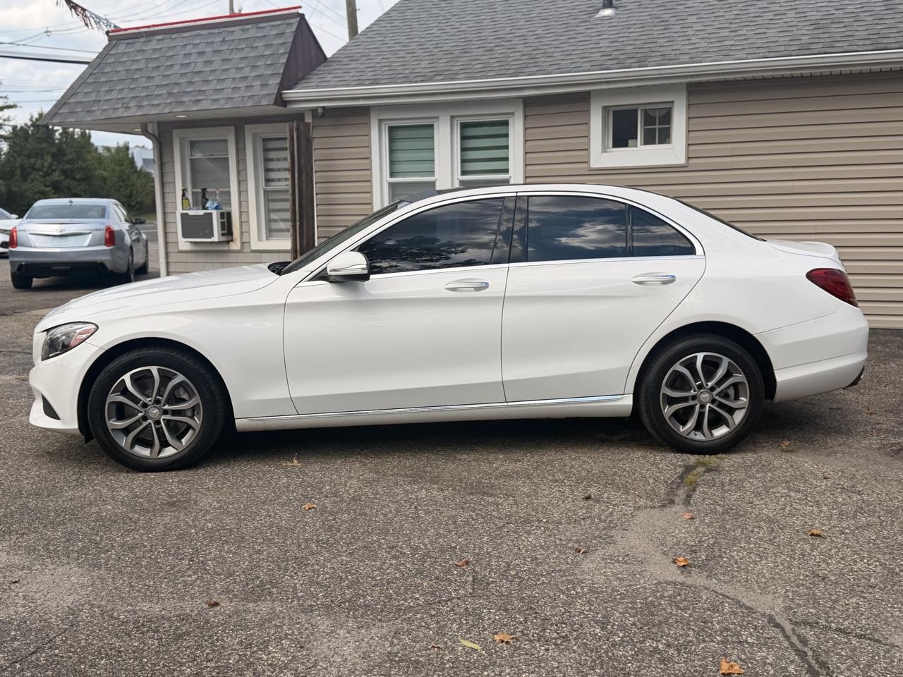 Mercedes-Benz C-Class 4dr Sdn C 300 4MATIC 2015