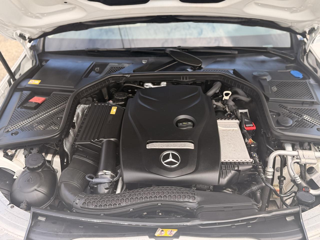 Mercedes-Benz C-Class 4dr Sdn C 300 4MATIC 2015
