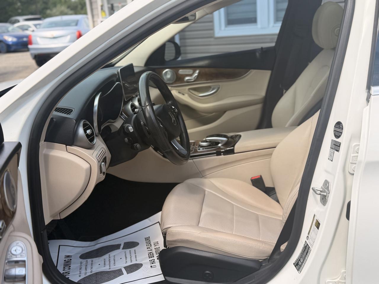 Mercedes-Benz C-Class 4dr Sdn C 300 4MATIC 2015