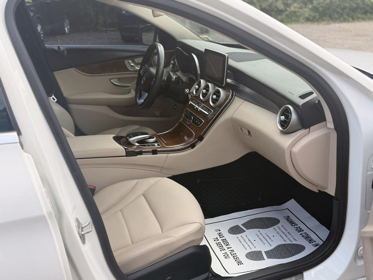 Mercedes-Benz C-Class 4dr Sdn C 300 4MATIC 2015