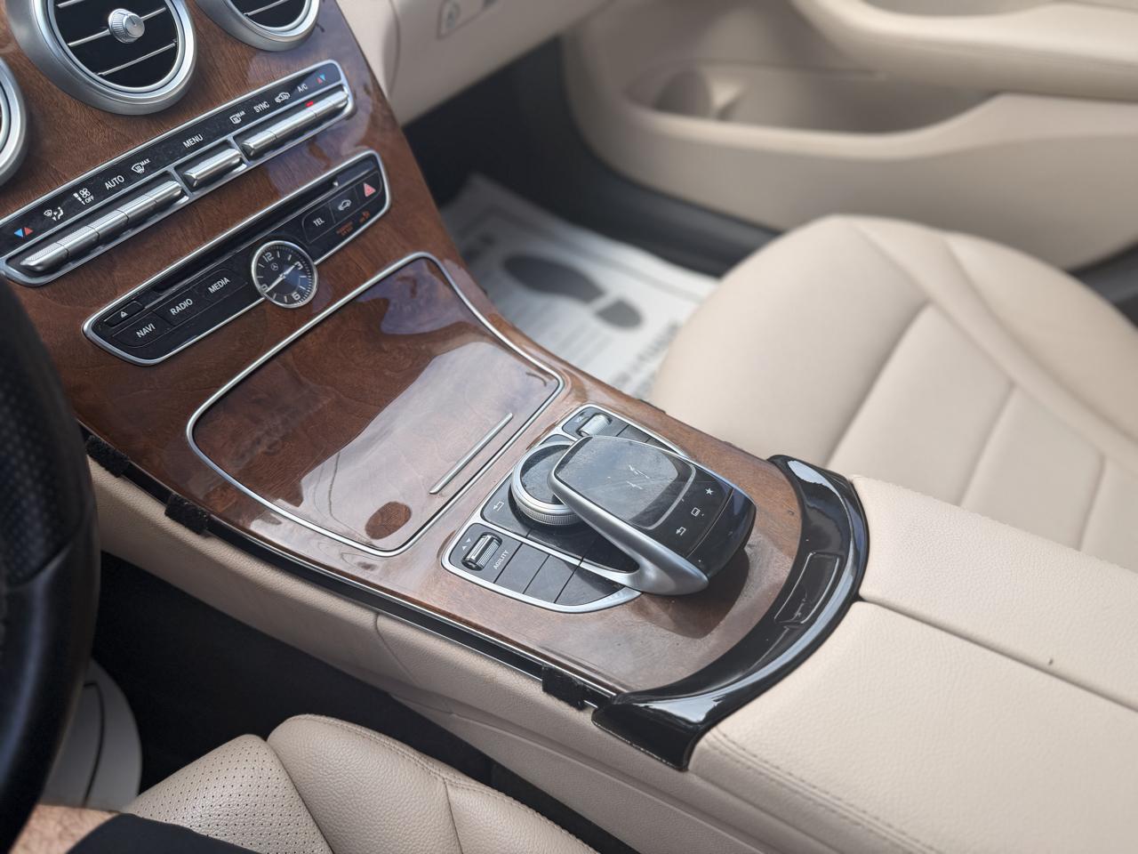 Mercedes-Benz C-Class 4dr Sdn C 300 4MATIC 2015