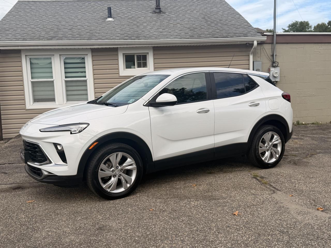 Buick Encore GX FWD 4dr Preferred 2024