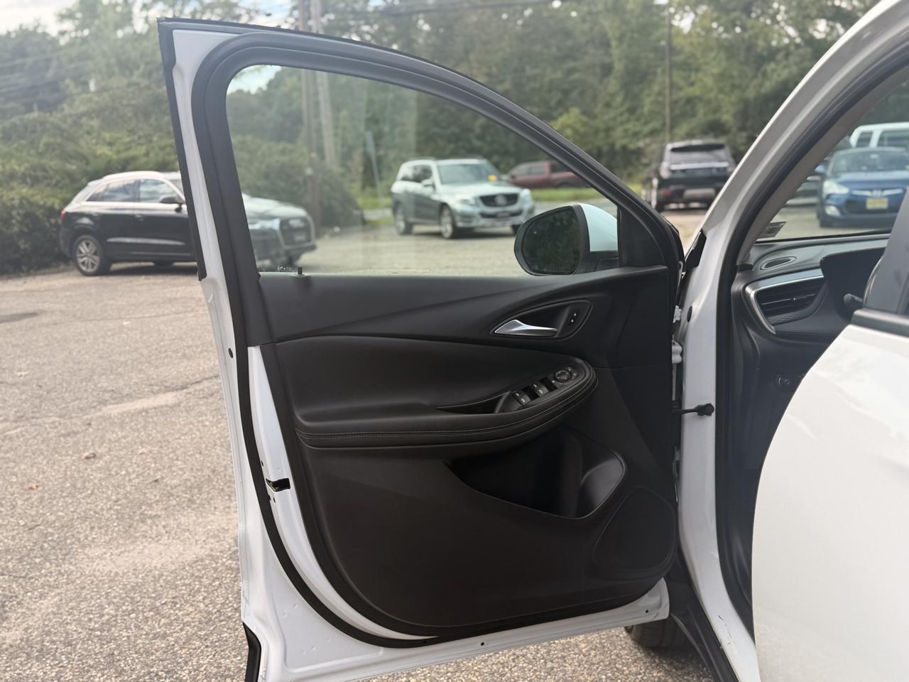 Buick Encore GX FWD 4dr Preferred 2024