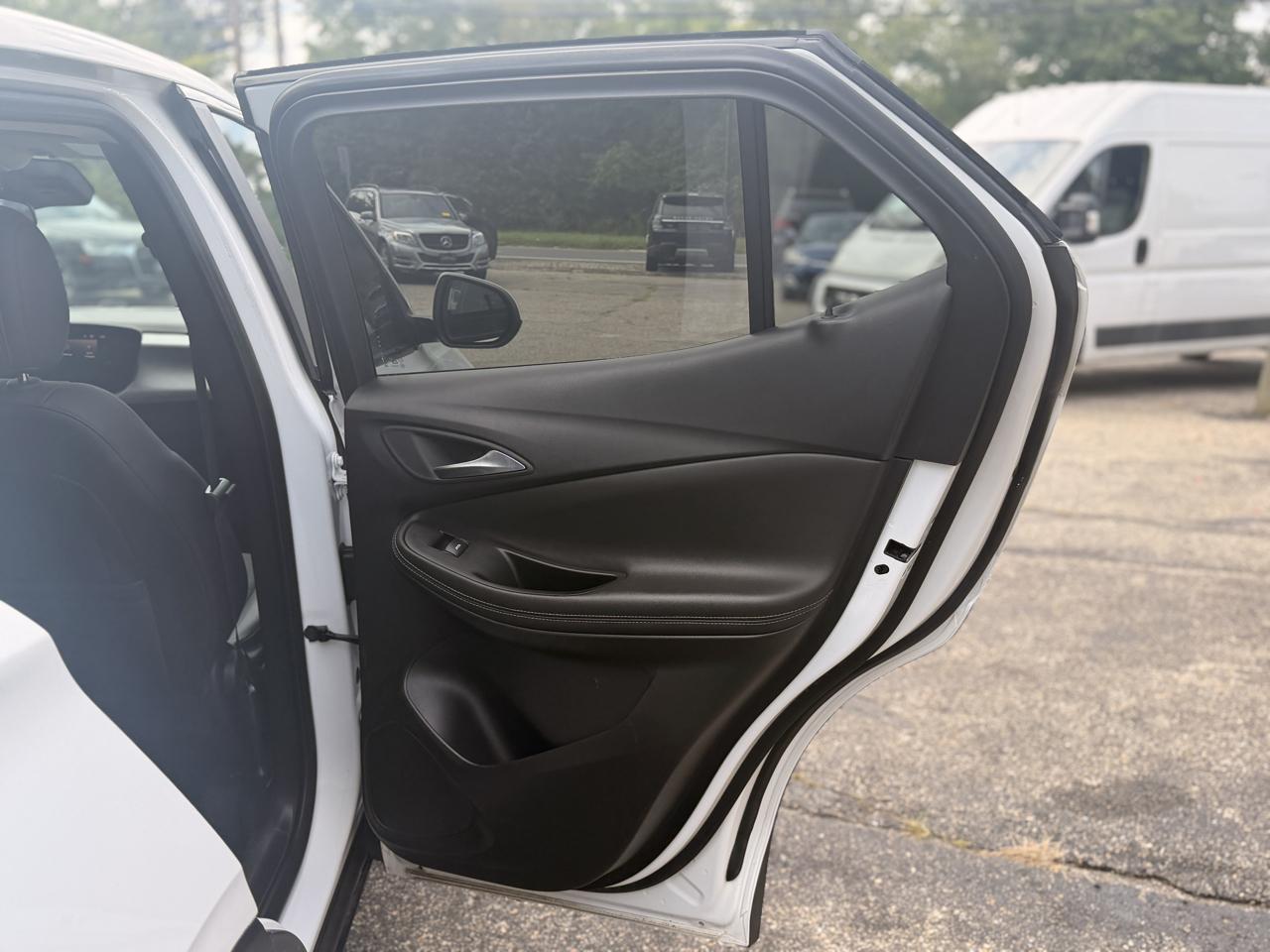Buick Encore GX FWD 4dr Preferred 2024