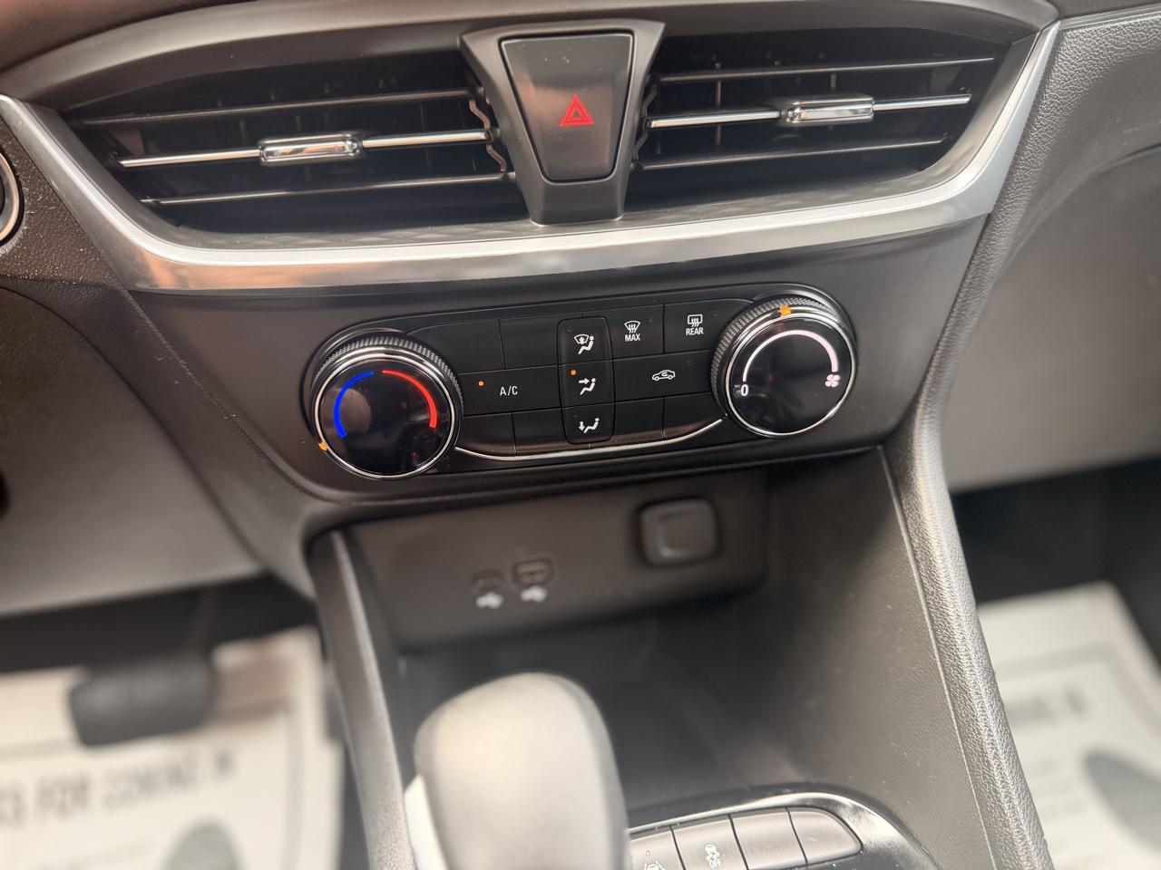 Buick Encore GX FWD 4dr Preferred 2024