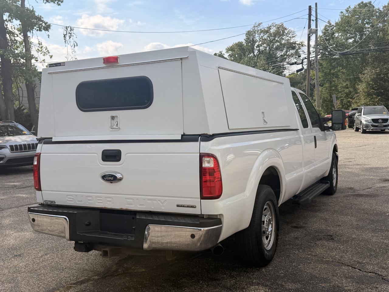 Ford Super Duty F-250 SRW XL 2WD Reg Cab 8' Box 2016