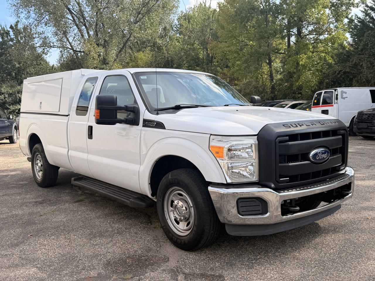 Ford Super Duty F-250 SRW XL 2WD Reg Cab 8' Box 2016
