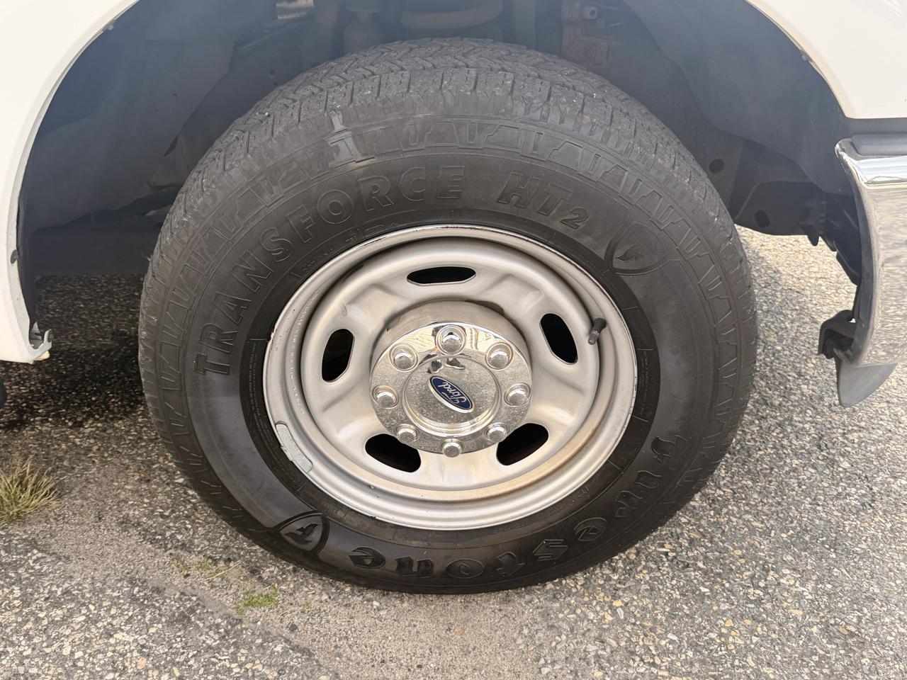 Ford Super Duty F-250 SRW XL 2WD Reg Cab 8' Box 2016